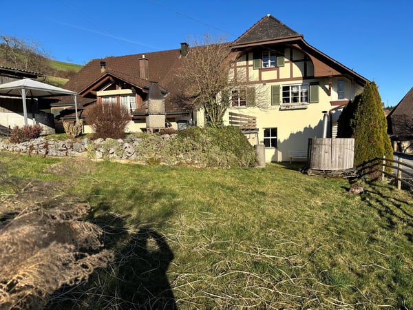 Zweifamilienwohnhaus 
