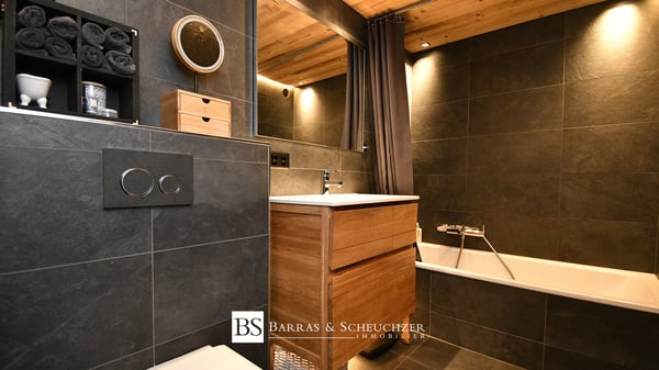 Charmant 1.5 pièces rénové avec vue panoramique 9