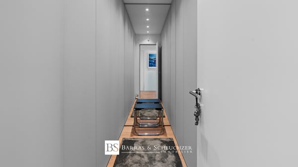 Luxueux appartement rénové avec piscine et tennis 12