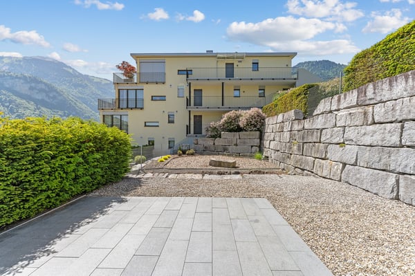 5.5-Zimmer-Gartenwohnung mit Nidwaldner Bergblick 24