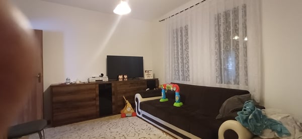 Payerne. À 35 d'Epalinges. ndividuelle bourgeoise de 2 appart. 1.5+3.5 7