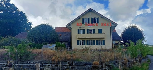 Ferme à grand potentiel. Pour famille ou investisseur. 4700 m2 2