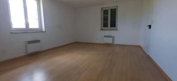 Ferme à grand potentiel. Pour famille ou investisseur. 4700 m2 9