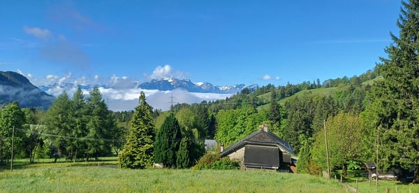 Ancienne colonie de vacances avec vue panoramique à Villard-sur-Chamby 1