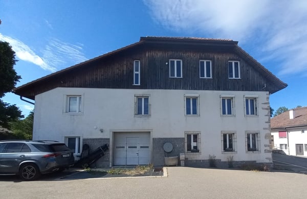 Immeuble d’habitation avec locaux commerciaux - Wohn-Geschäftshaus 1
