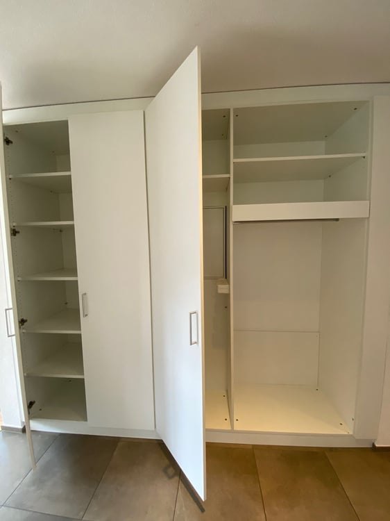Neu nach Vereinbarung Gartenwohnung 4.5 Zimmer EG mit Gartensitzplatz und Rasen 6