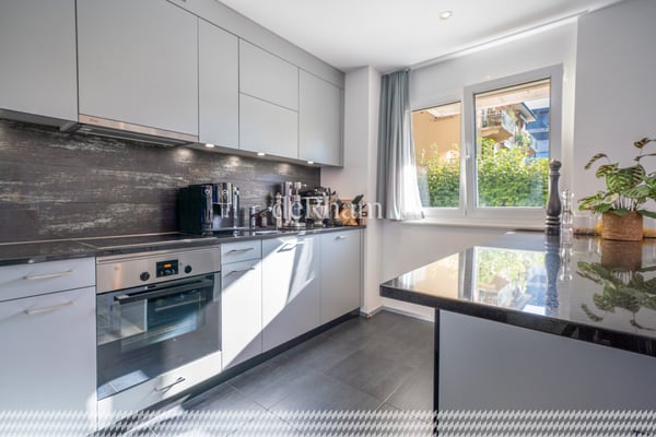 1.5 pièces de 79.5 m² PPE avec balcon Aux portes du centre-ville 4