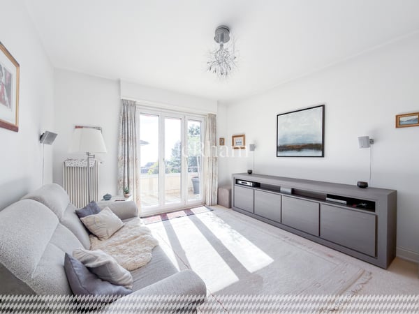 Bel appartement de 71 m2 PPE  Commodités à la porte 2