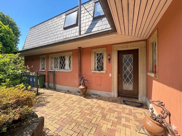 Villa mitoyenne  de 6.5 pièces  Studio indépendant 1