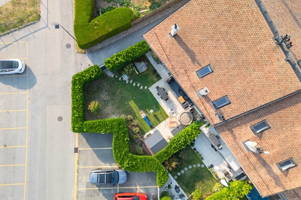 Appartement contemporain avec un grand jardin 4