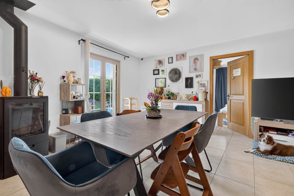 Appartement contemporain avec un grand jardin 6