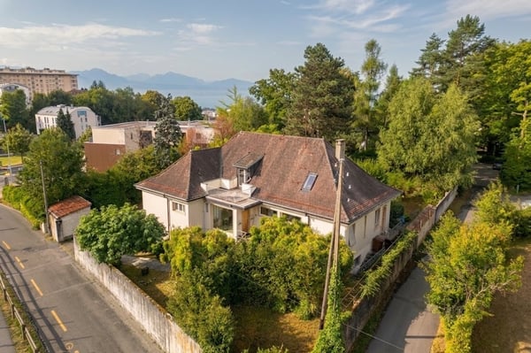 Charmante villa individuelle à rénover avec jardin 10