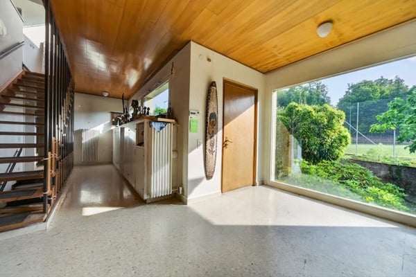 Charmante villa individuelle à rénover avec jardin 2