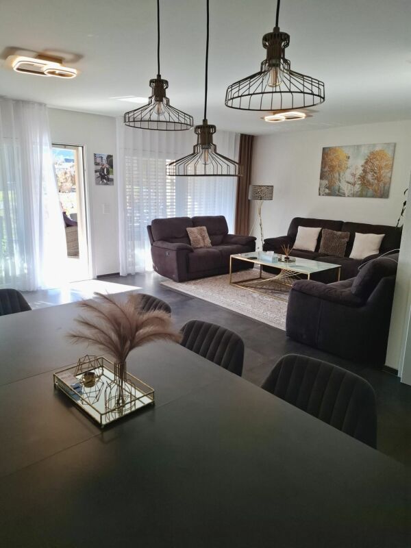 Villa familiale comme neuve dans écoquartier privilégié