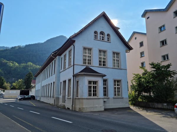 Grosszügige Abstellfläche mit Charme zu vermieten! 3