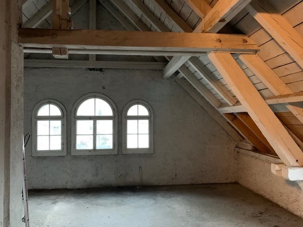 Grosszügige Abstellfläche mit Charme zu vermieten! 2