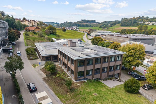 Gewerbe- / Bürofläche als Erstbezug nach Sanierung! 9