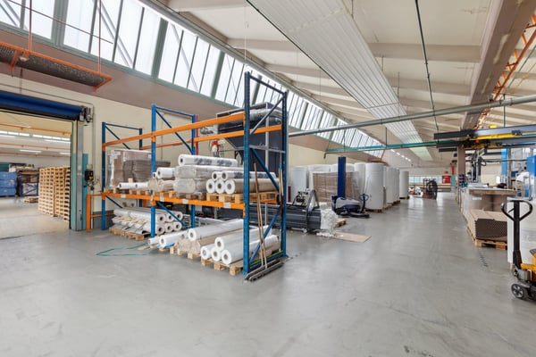 Industriehalle in Näfels zu vermieten 1