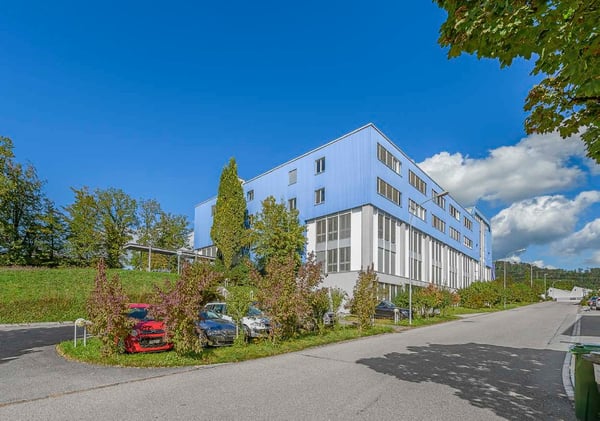 Ihr neuer Standort in Rüti ZH 2