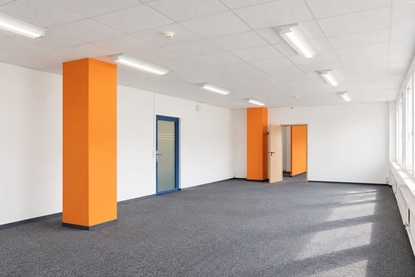Praxis-, Büro- und Gewerbeflächen – alles unter einem Dach. Zu attraktiven Konditionen. 10