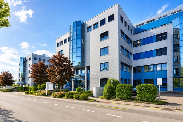Praxis-, Büro- und Gewerbeflächen – alles unter einem Dach. Zu attraktiven Konditionen. 4