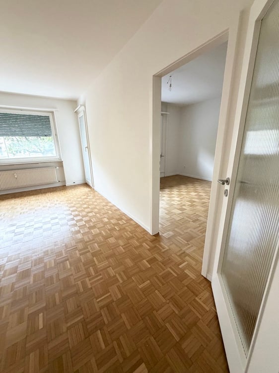 Helle 2-Zimmer-Wohnung mit  2 Balkon in Basel – sofort verfügbar! 3