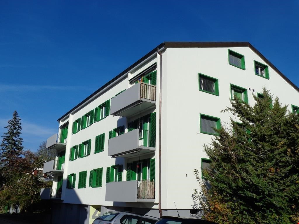 Bild schöne 3.5-Zimmerwohnung an ruhiger Lage mit Balkon