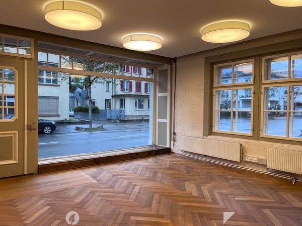 renovierter Gewerberaum an Toplage in Biel – ideal für Salon, Praxis oder Büro 2