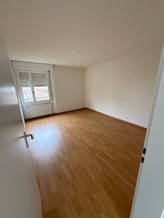 renovierte Wohnung in Brügg 12