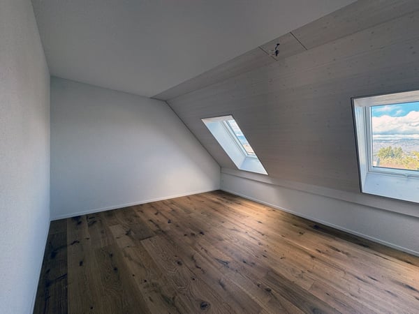 Grosse 5,5-Zimmer Maisonettewohnung - Letzte Wohnung! 10