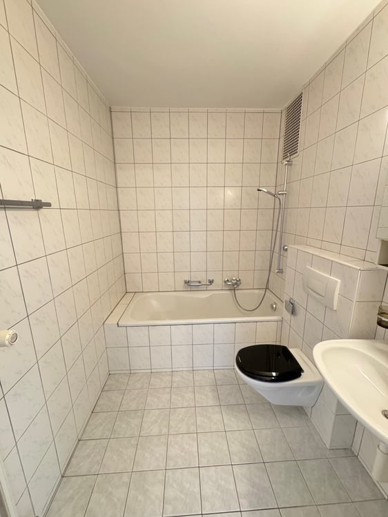 Helle 2-Zimmer-Wohnung mit Balkon iim Stadtzentrum 3