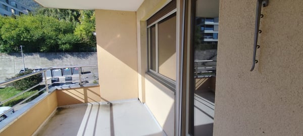 Magnifique appartement de 1.5 pièces avec vue panoramique sur le lac et les Alpes 8
