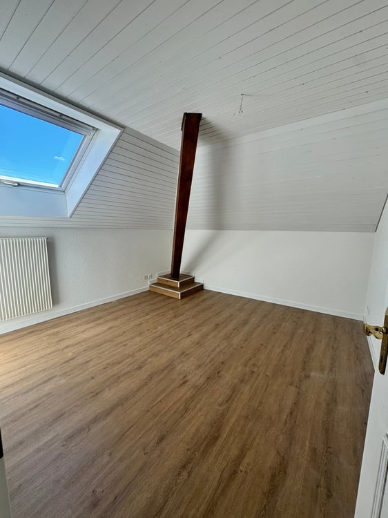 Moderne 1.5-Zimmer-Dachwohnung an zentraler Lage in Grenchen 5