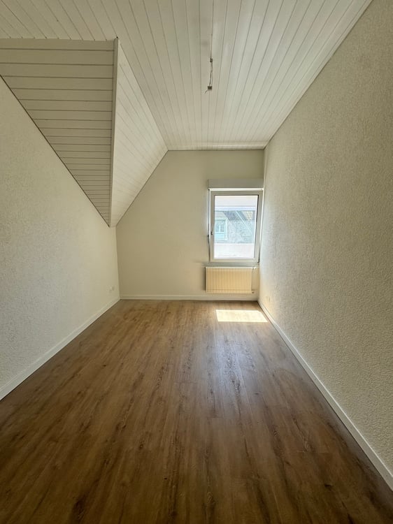 Moderne 1.5-Zimmer-Dachwohnung an zentraler Lage in Grenchen 6