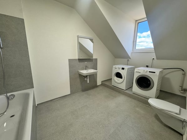 Moderne 1.5-Zimmer-Dachwohnung an zentraler Lage in Grenchen 7