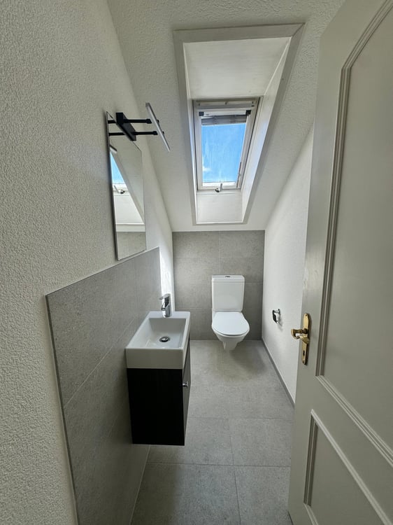 Moderne 1.5-Zimmer-Dachwohnung an zentraler Lage in Grenchen 8