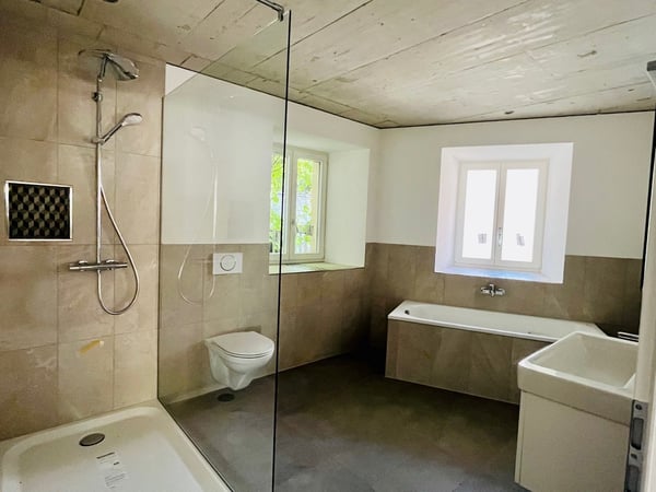 Moderne 1.5-Zimmer-Wohnung in ruhiger Lage in Selzach 3