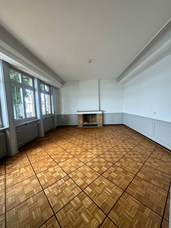 Aussergewöhnliche Loftwohnung mit Blick auf den Bielersee, ca. 130m1 8