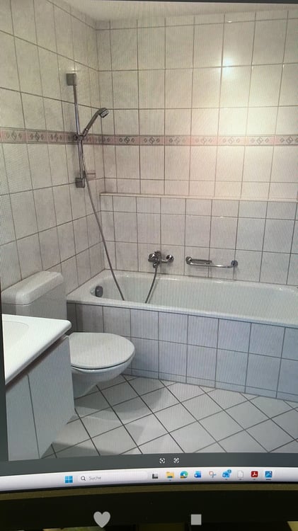 Biel-Stadtzentrum 2.5-Wohnung mit Sicht auf die Schüss zu verkaufen 2