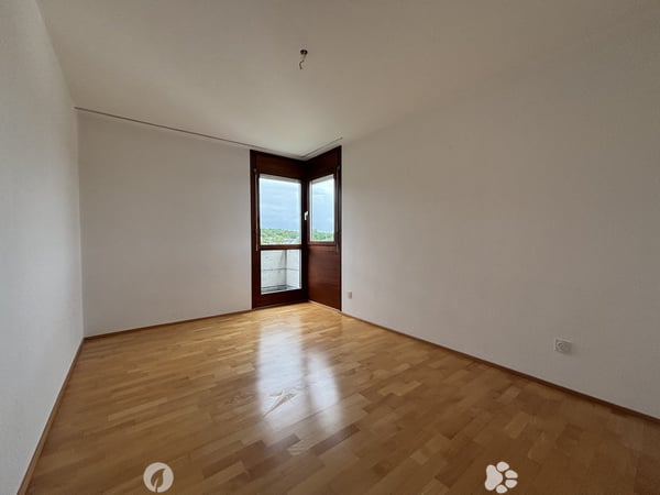 Charmante 1.5-Zimmer-Wohnung mit Balkon und schöner Aussicht in Biel 7