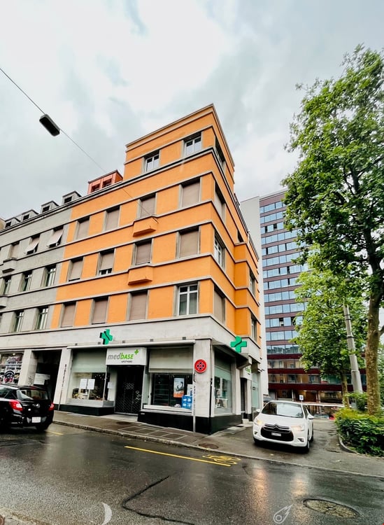 Apothekenräumlichkeiten-Verkaufsfläche und Büros, Brüggstrasse 2 Biel 1