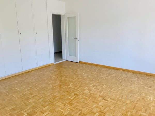 Brügg: moderne 3.5-Zi-Wohnung mit Balkon 6