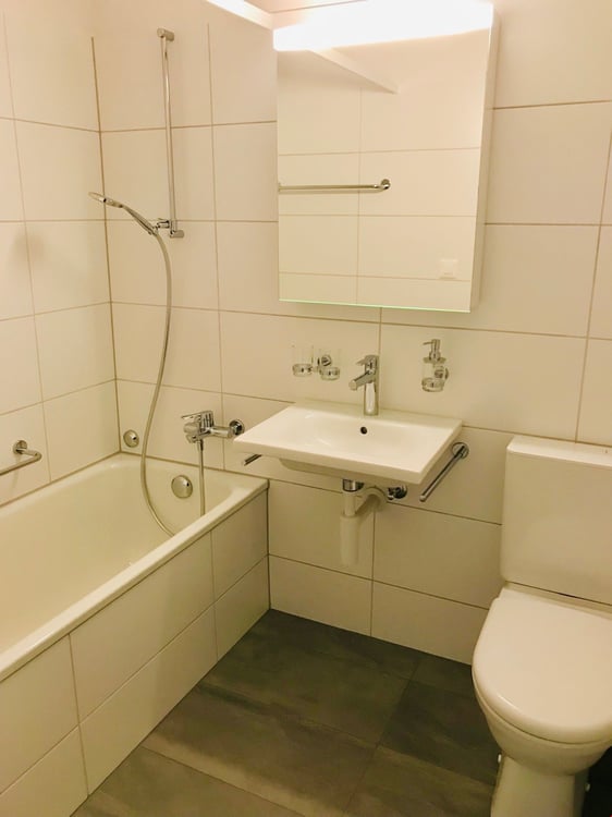 Brügg: moderne 3.5-Zi-Wohnung mit Balkon 4