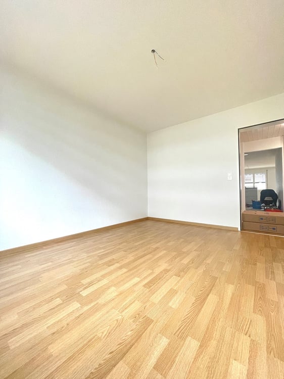3.5-ZWG im Stadtzentrum mit Sicht auf Schüss 8