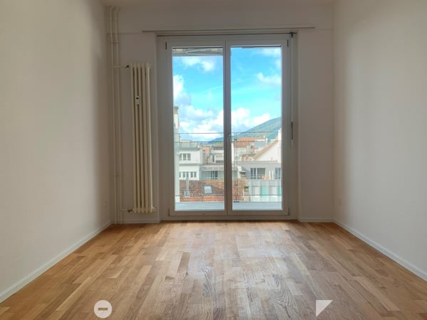 grosszügige, helle 4.5-Zimmerwohnung 5