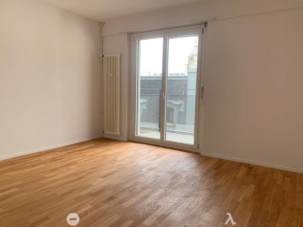grosszügige, helle 4.5-Zimmerwohnung 6