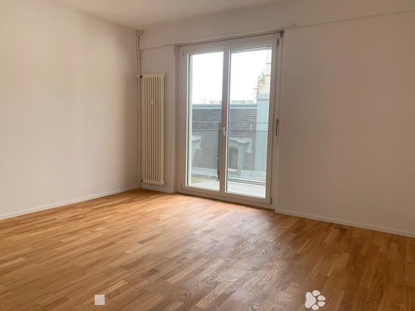 grosszügige, helle 3.5-Zimmerwohnung 6
