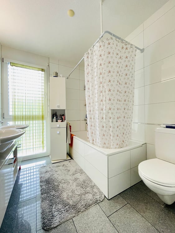 Busswil-Lyss, 4.5-Zimmerwohnung mit Gartensitzplatz 8