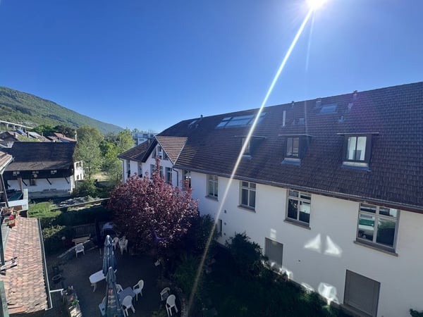 Renovierte 2-Zimmerwohnung in Bözingen 8