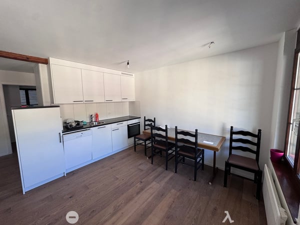 Renovierte 2-Zimmerwohnung in Bözingen 2